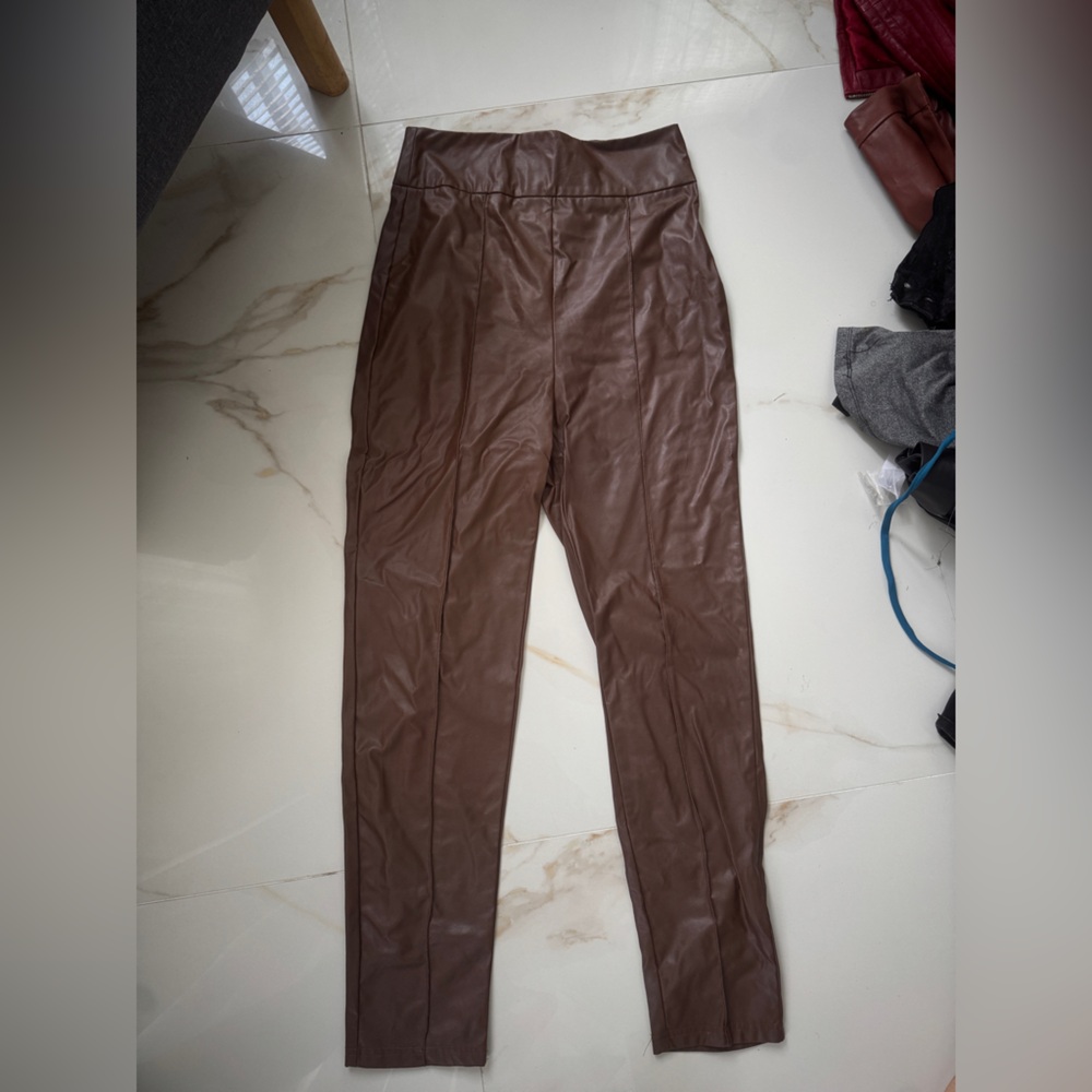 SHEIN Brown Leggings with Tapered Design